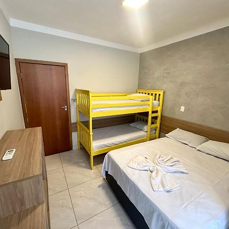 Marmeu Tropical Apartment Гуаружа Екстериор снимка