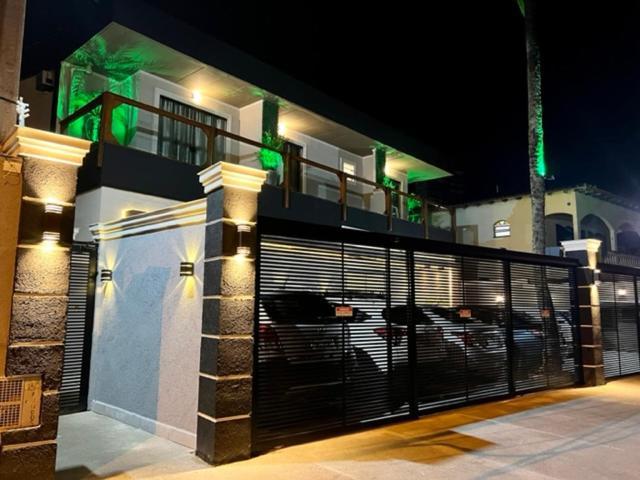 Marmeu Tropical Apartment Гуаружа Екстериор снимка