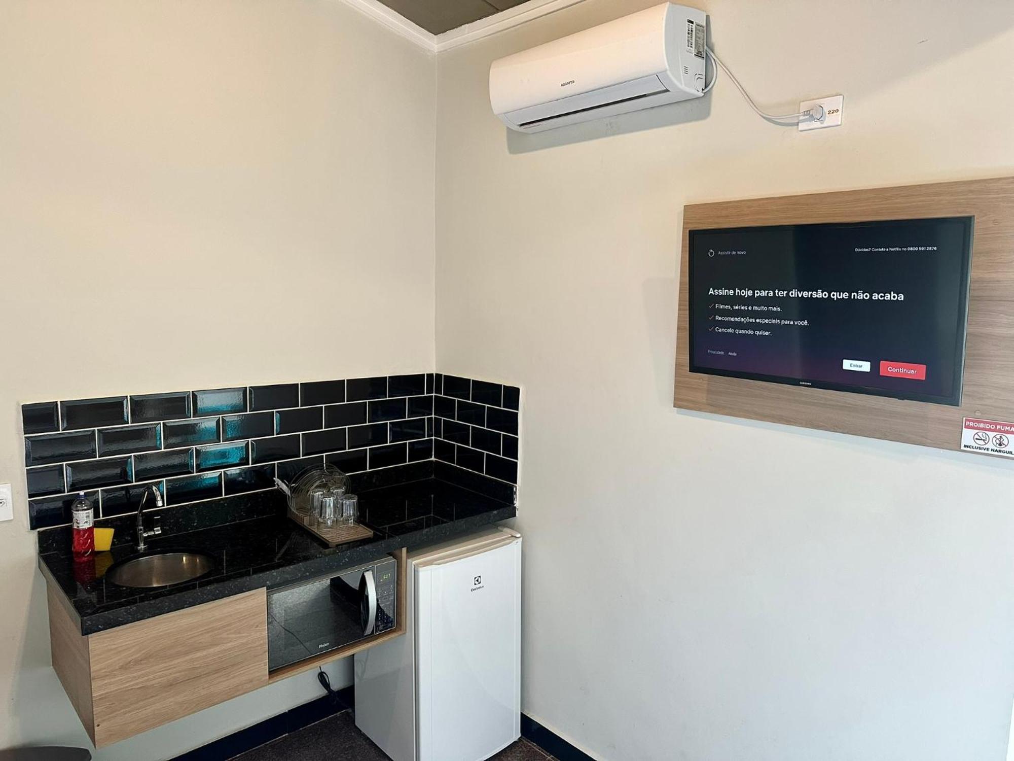 Marmeu Tropical Apartment Гуаружа Екстериор снимка