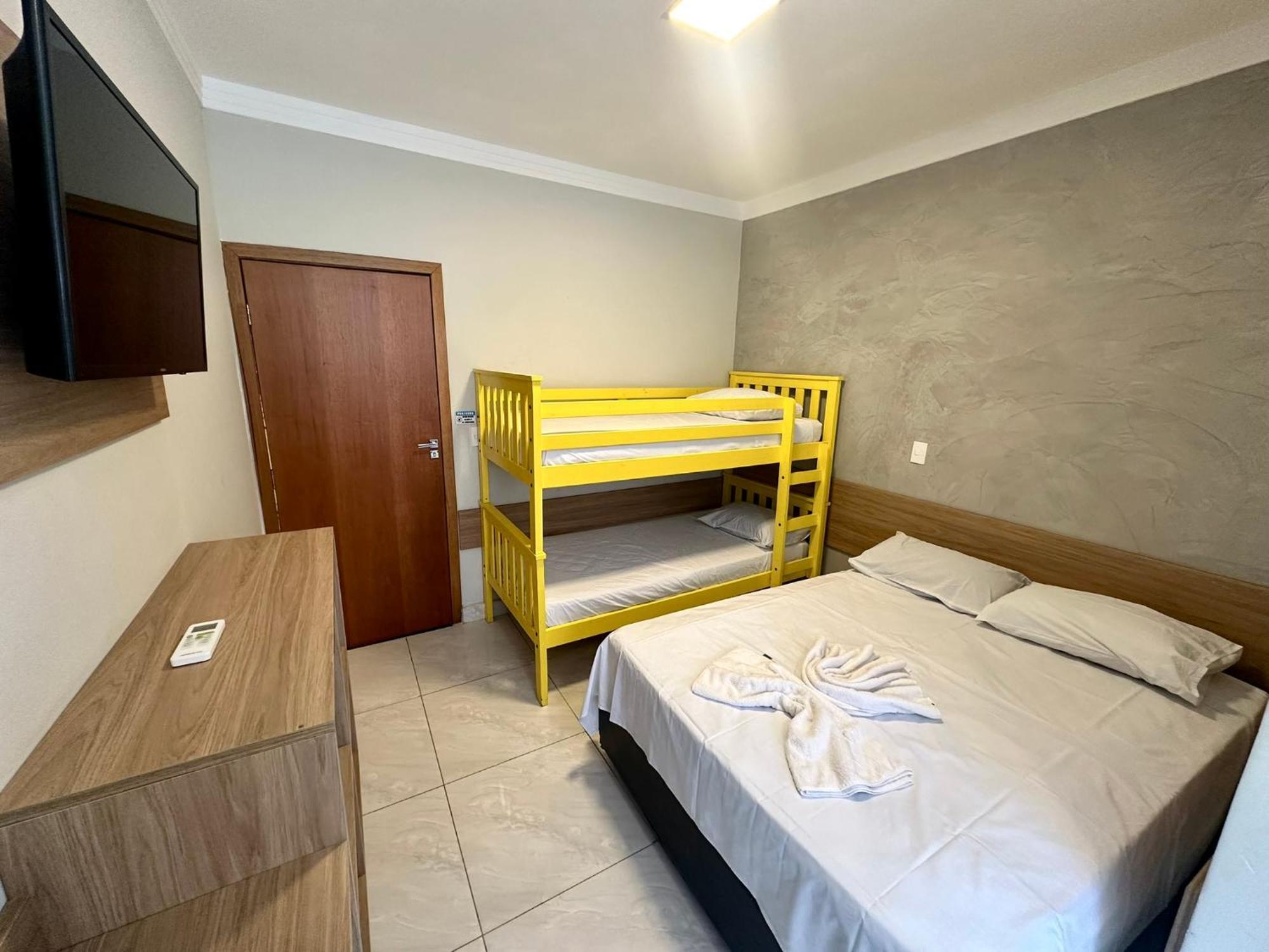 Marmeu Tropical Apartment Гуаружа Екстериор снимка