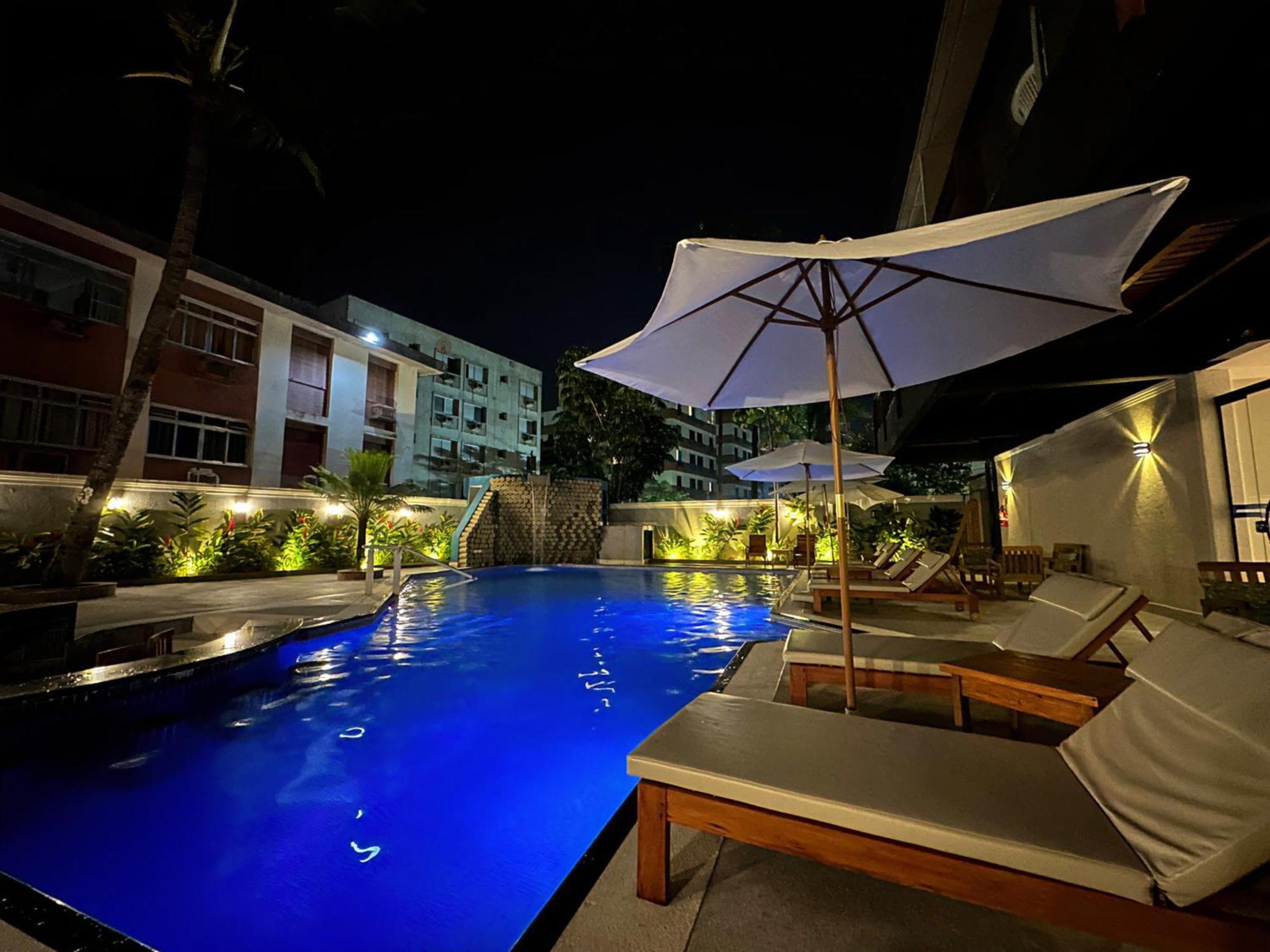 Marmeu Tropical Apartment Гуаружа Екстериор снимка
