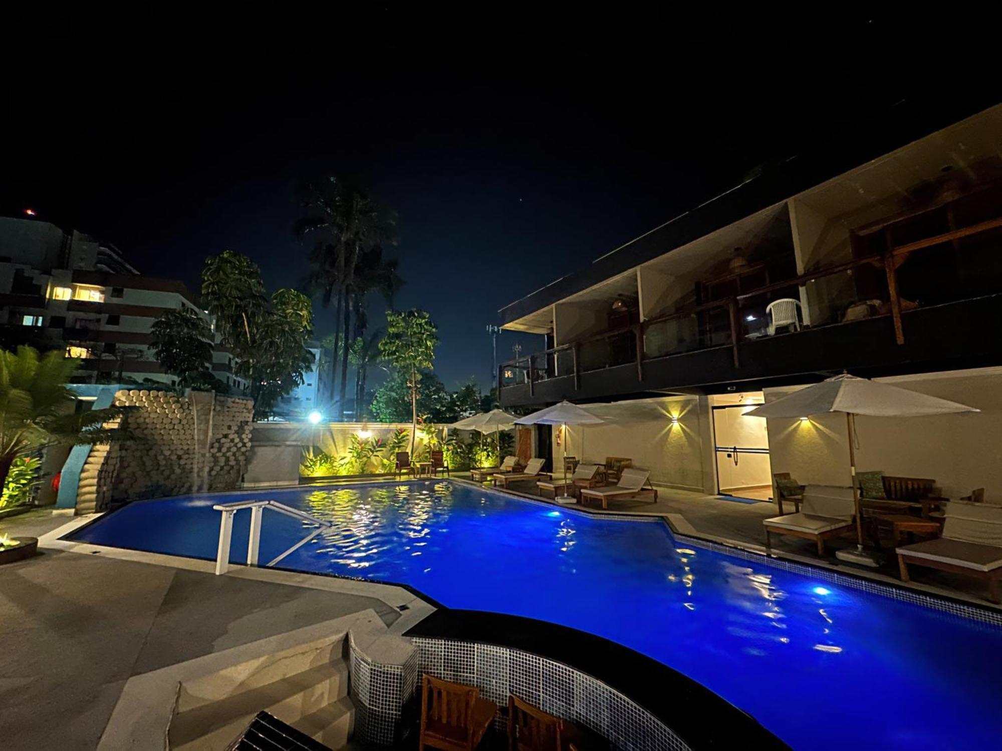 Marmeu Tropical Apartment Гуаружа Екстериор снимка