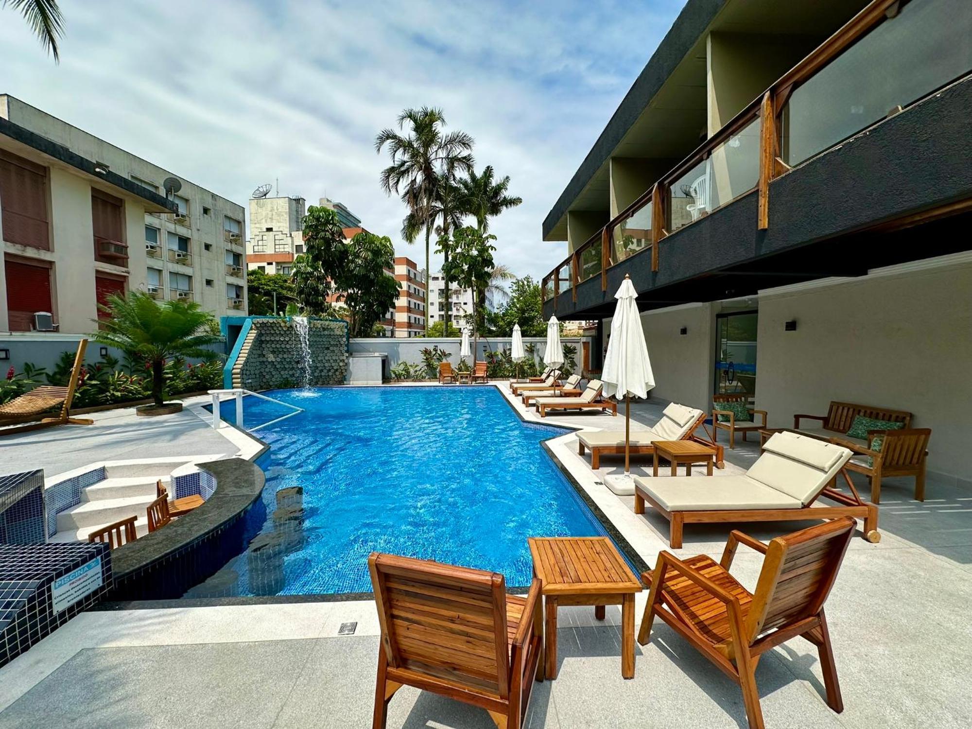Marmeu Tropical Apartment Гуаружа Екстериор снимка