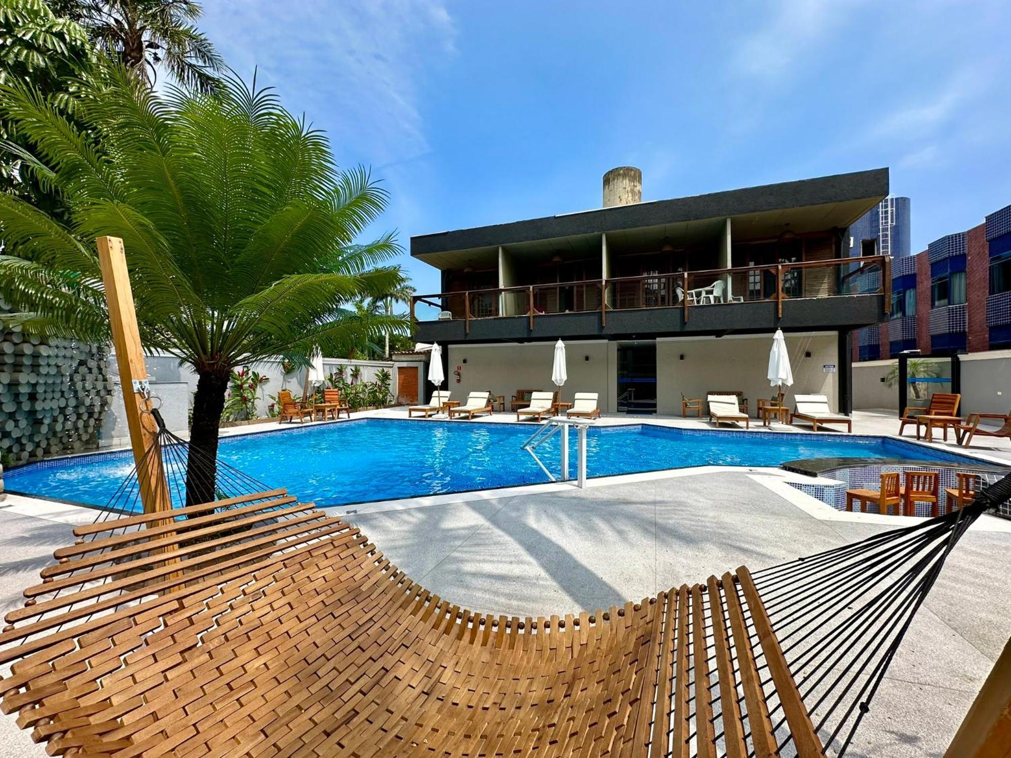 Marmeu Tropical Apartment Гуаружа Екстериор снимка