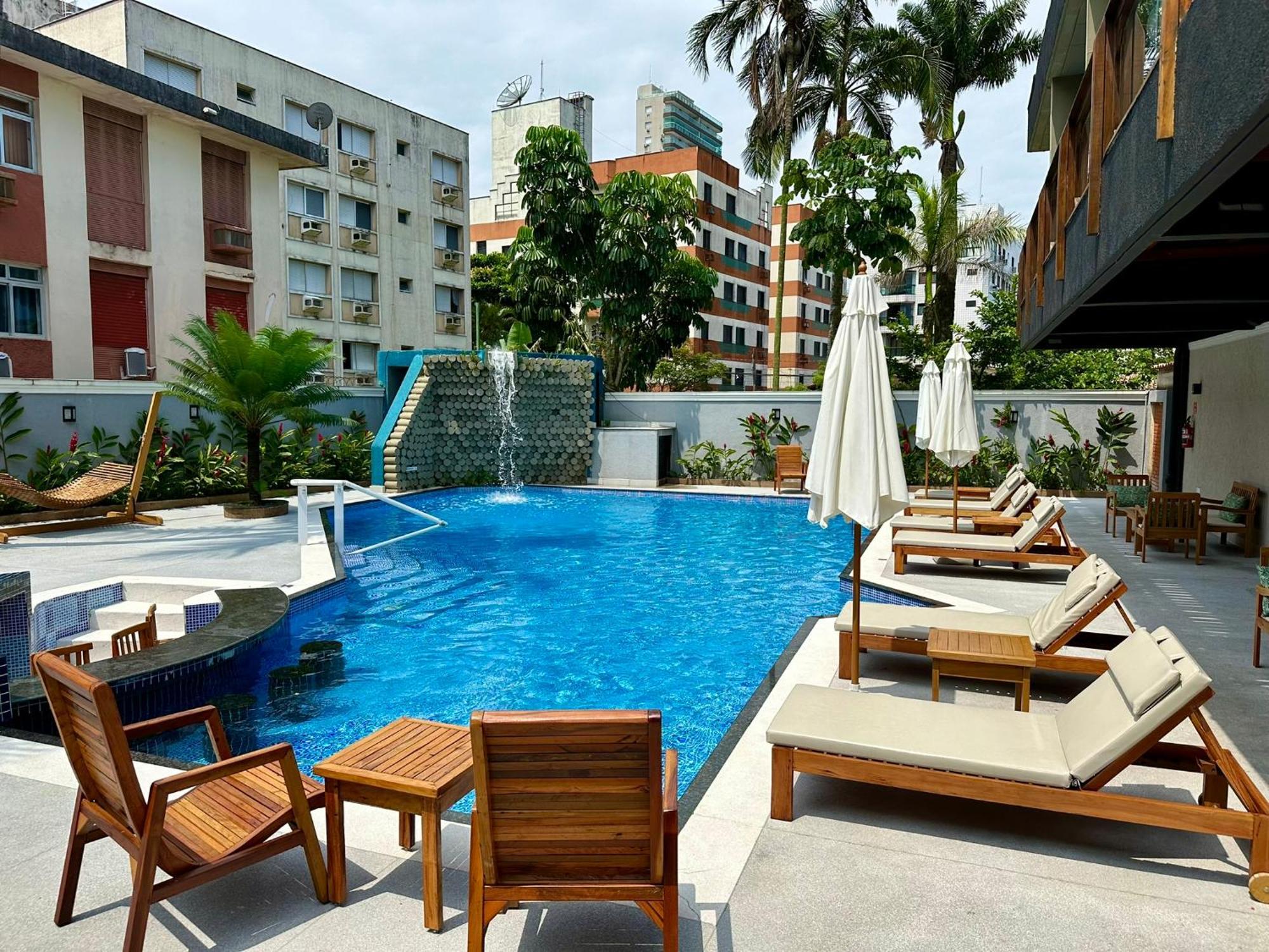 Marmeu Tropical Apartment Гуаружа Екстериор снимка